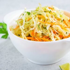 Салат из свежей капусты